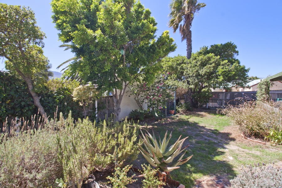 3 Bedroom Property for Sale in Milkwood Park Western Cape